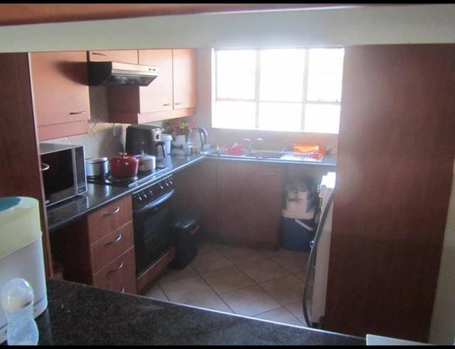 2 BEDROOM APARTMENT FOR SALE IN VAN DYK PARK